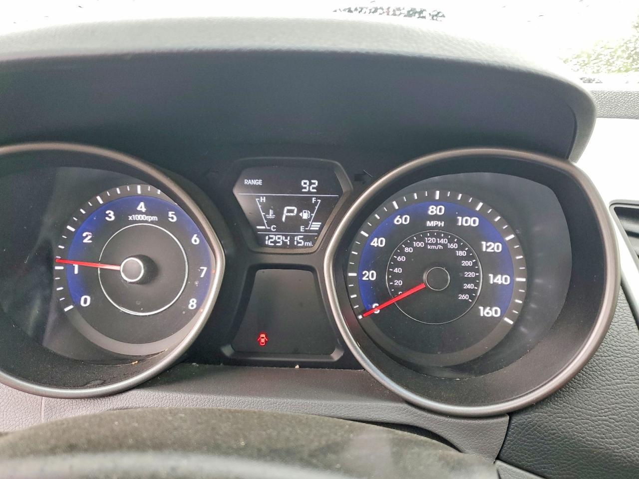 2016 HYUNDAI ELANTRA