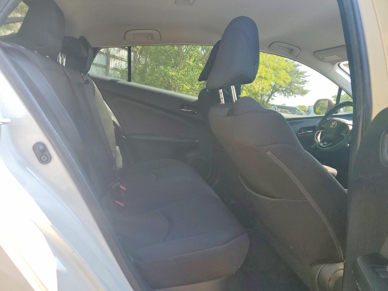 2020 TOYOTA PRIUS