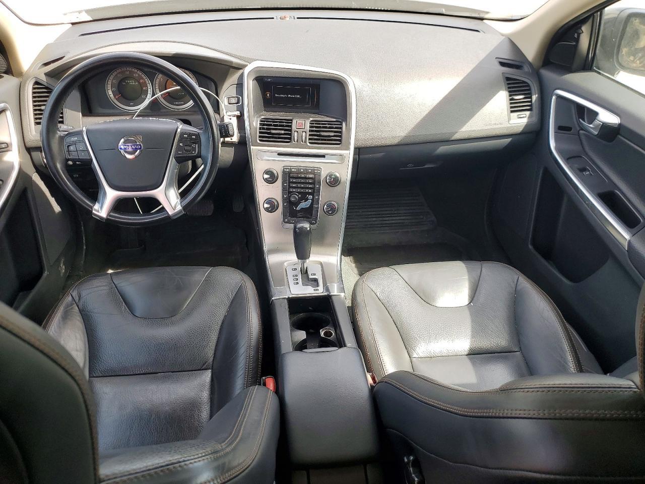 2012 VOLVO XC60