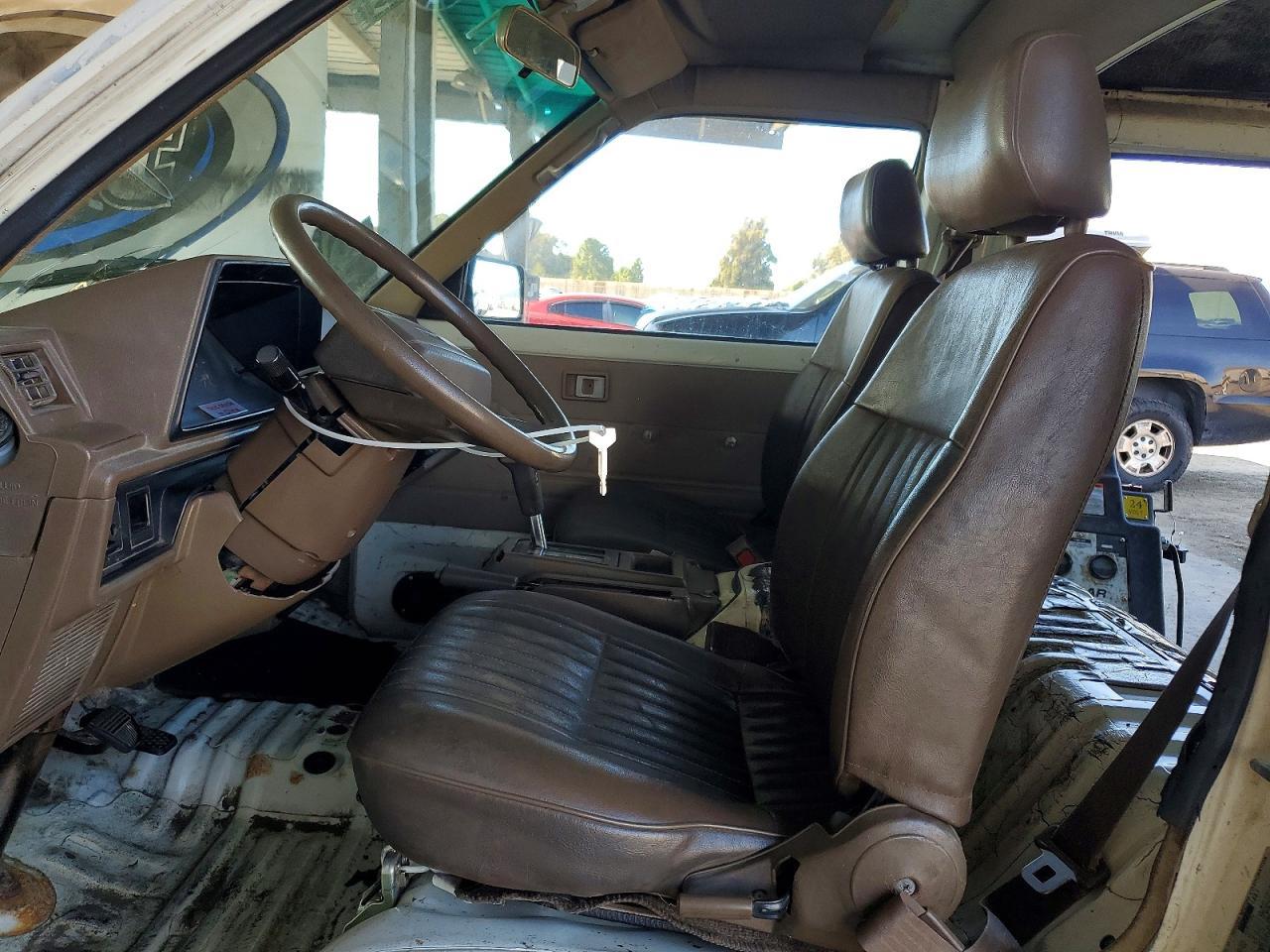1987 TOYOTA Van Wagon