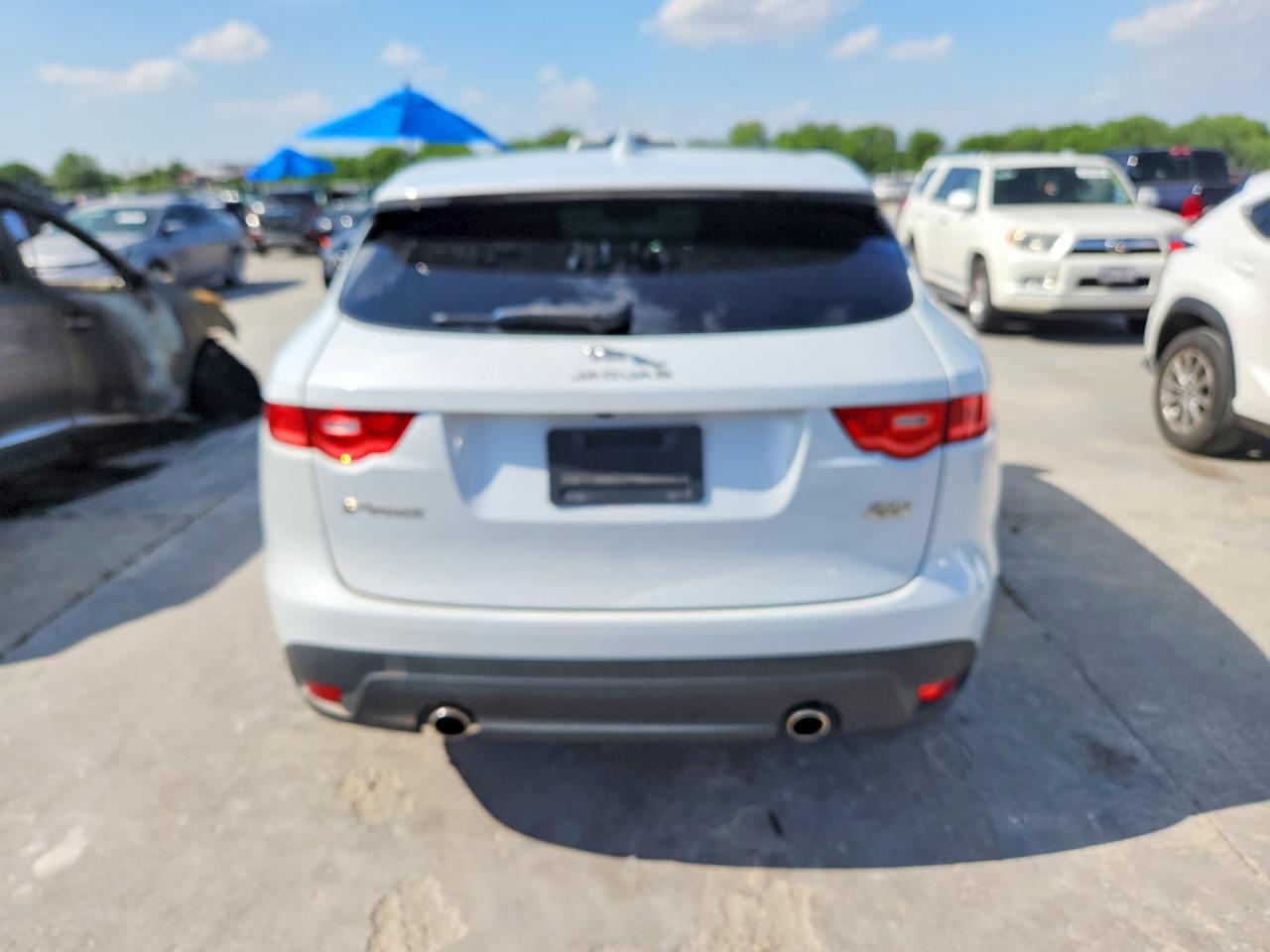 2018 JAGUAR F-Pace