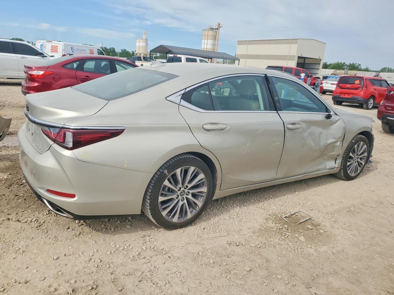 2019 LEXUS ES 350
