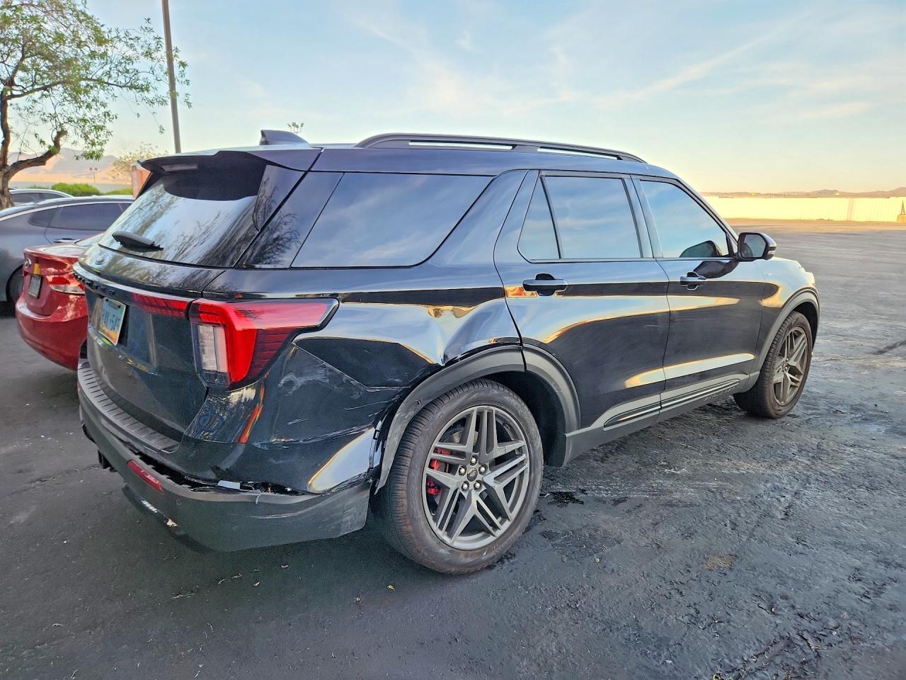 2025 FORD EXPLORER