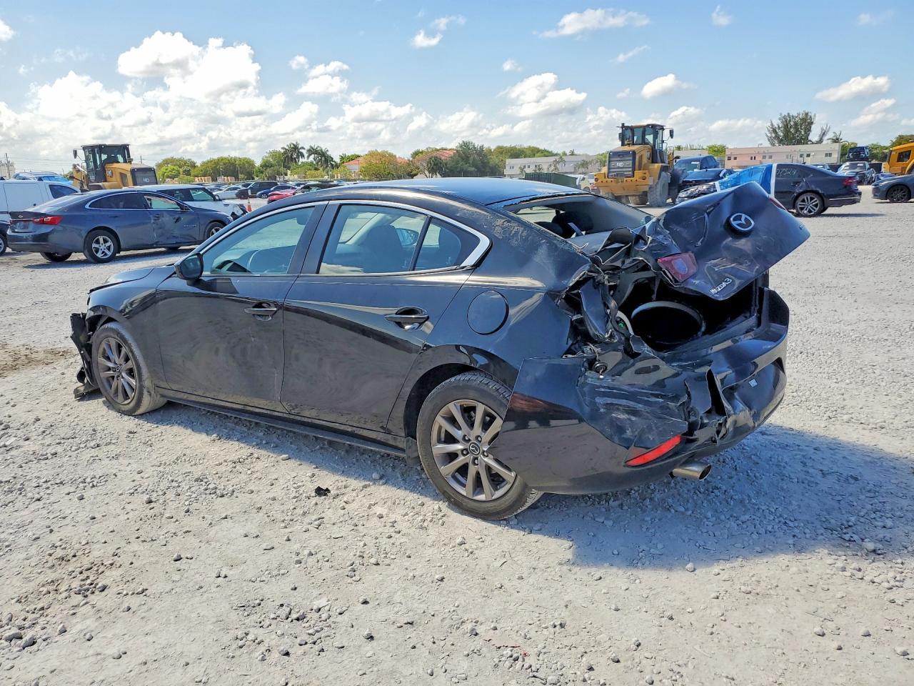 2019 MAZDA 3
