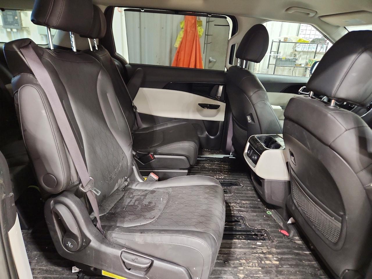 2024 KIA Carnival