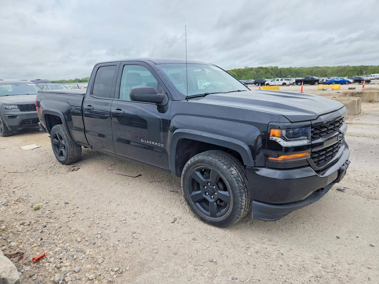 2016 CHEVROLET Silverado