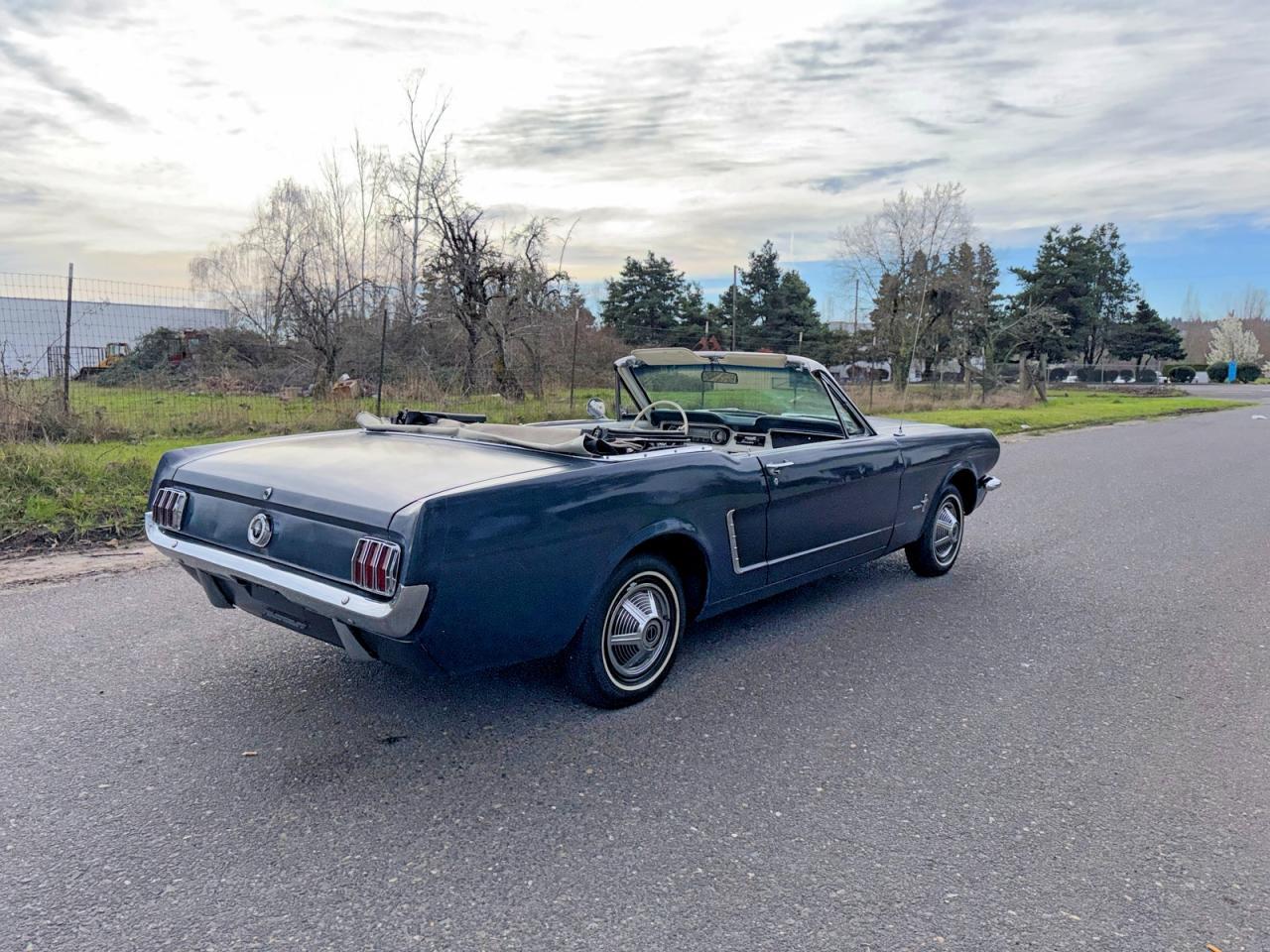 1965 FORD MUSTANG