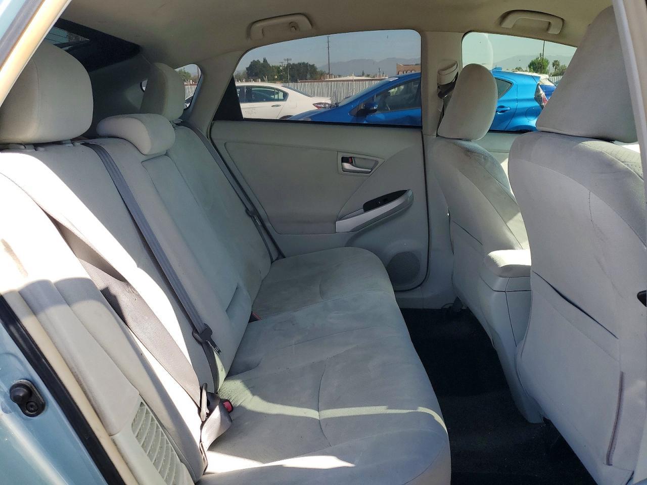 2012 TOYOTA PRIUS