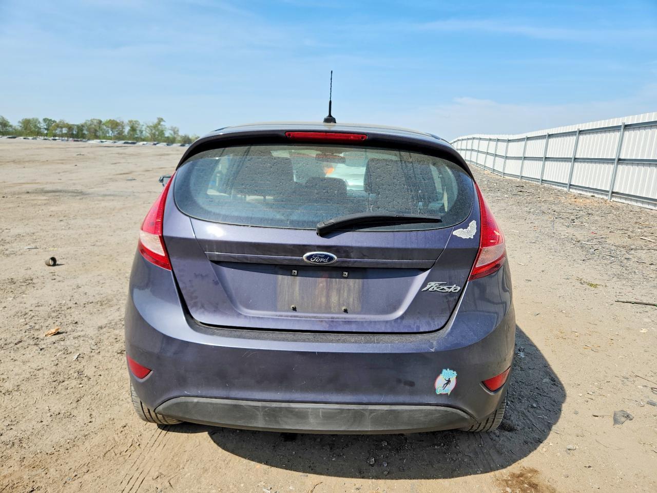 2013 FORD Fiesta