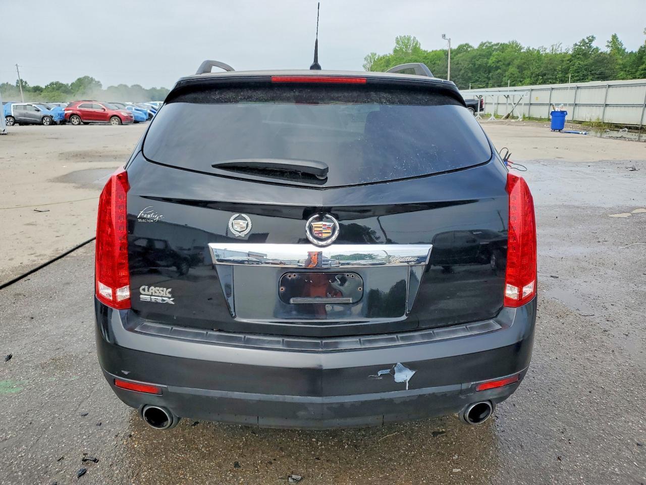 2010 CADILLAC SRX