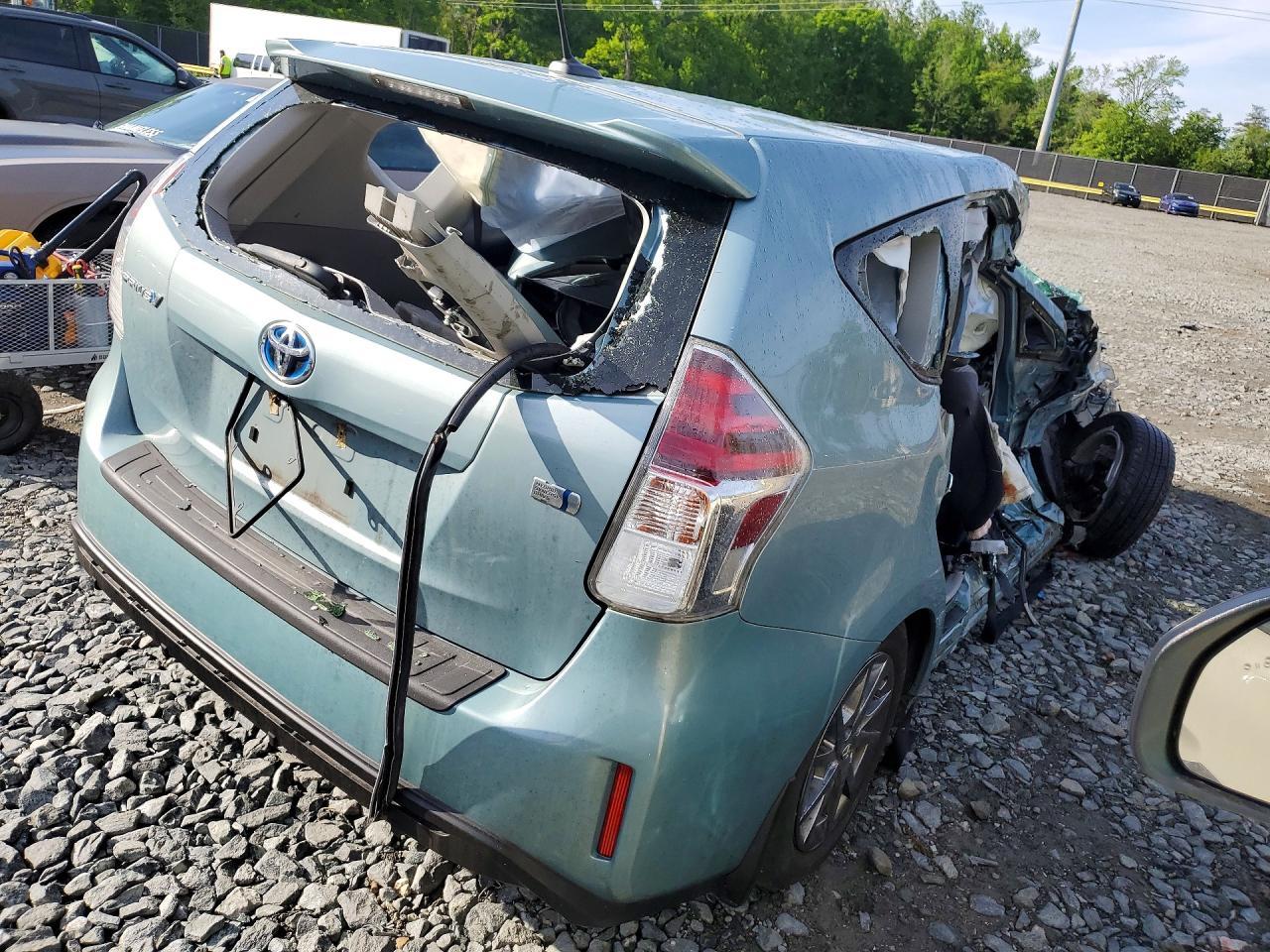 2017 TOYOTA PRIUS V
