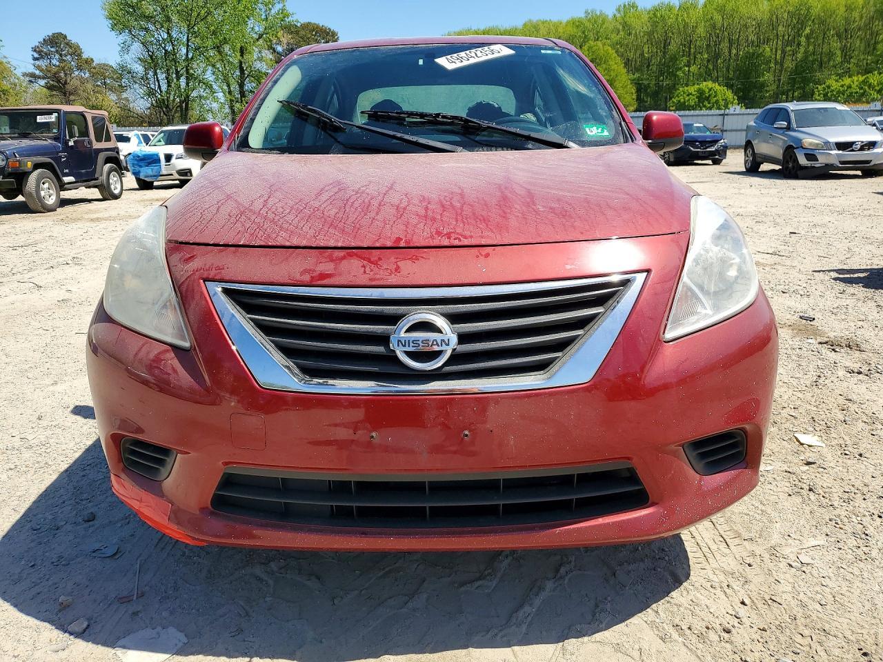 2013 NISSAN VERSA