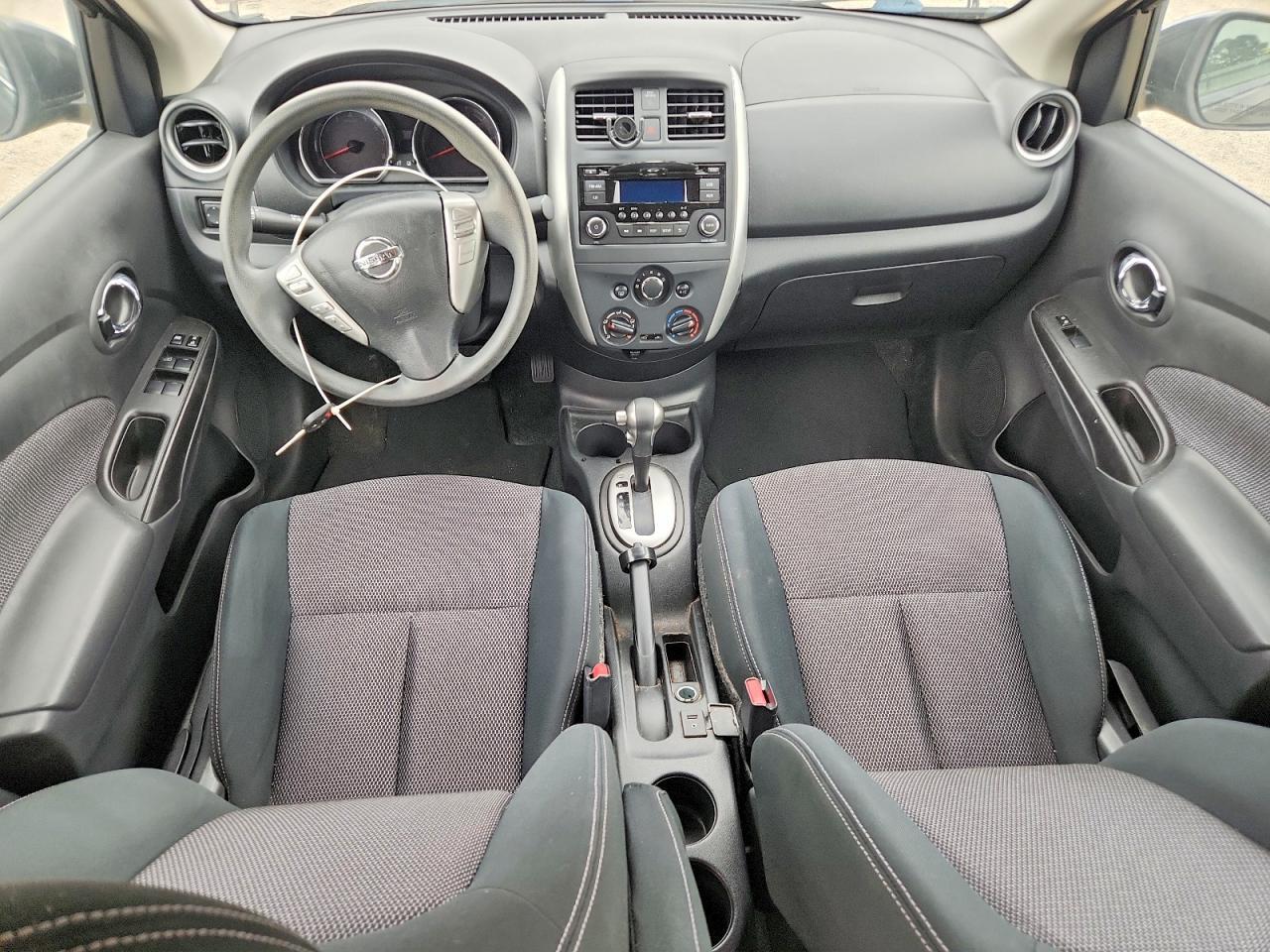 2016 NISSAN VERSA