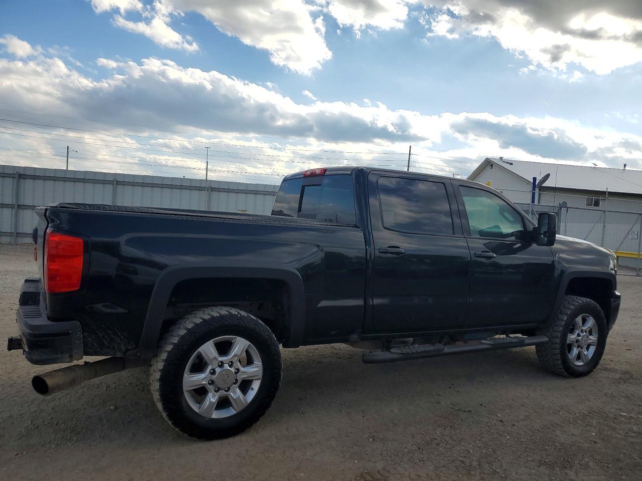 2017 CHEVROLET Silverado 2500