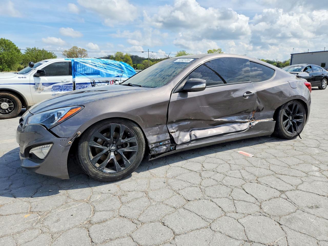 2013 HYUNDAI GENESIS