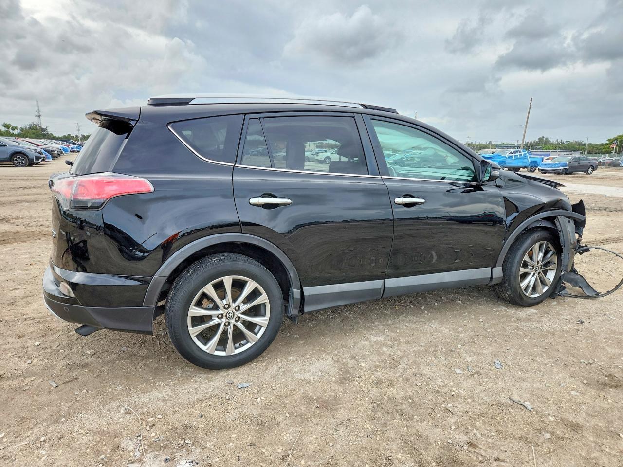2016 TOYOTA RAV4