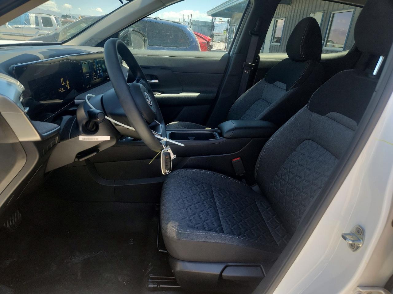 2026 NISSAN KICKS