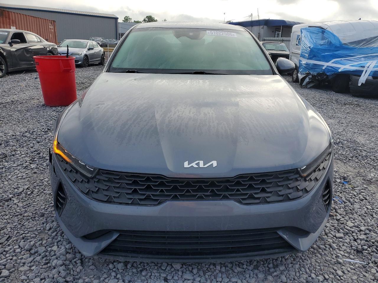 2022 KIA K5