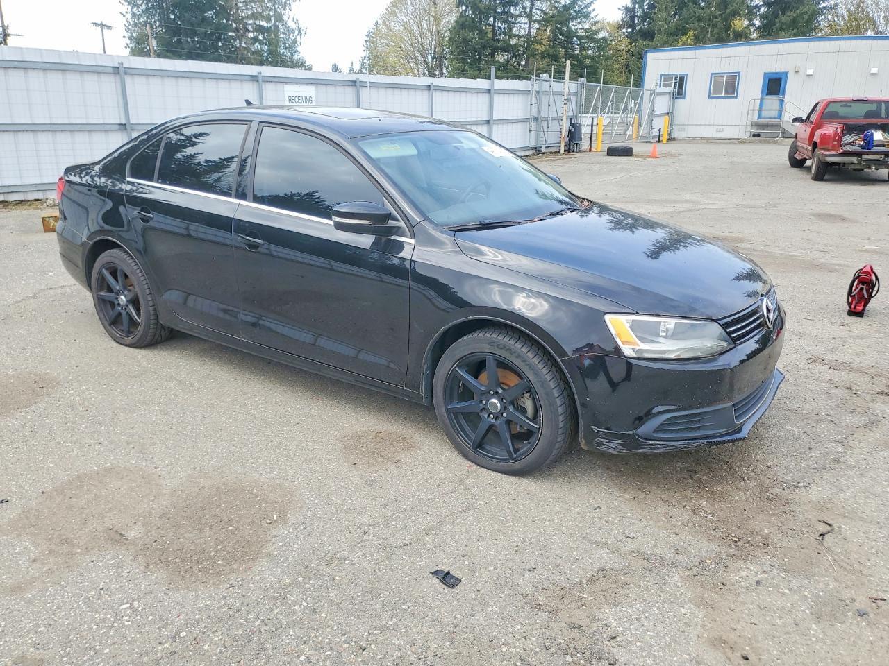 2013 VOLKSWAGEN JETTA