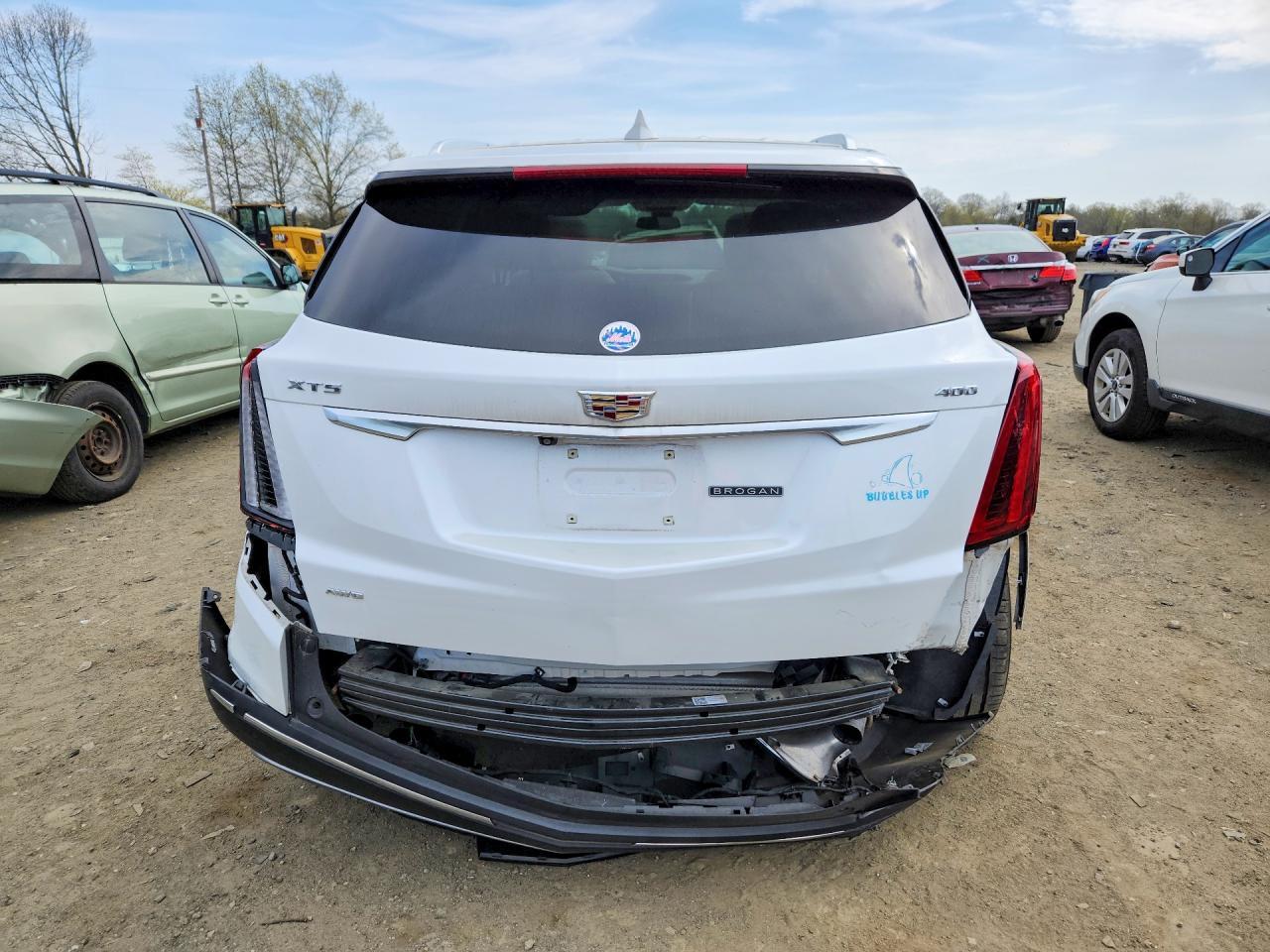 2023 CADILLAC XT5