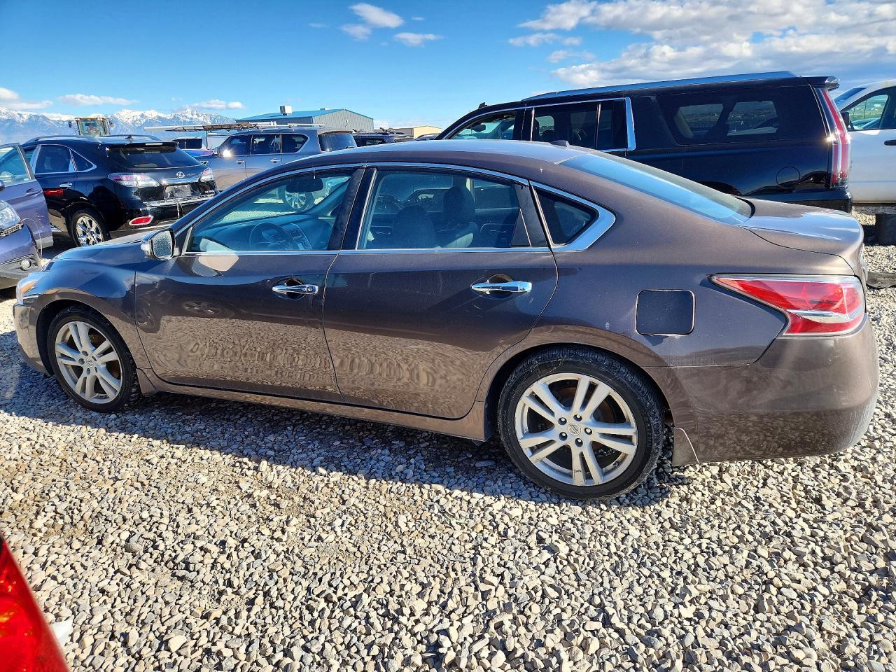 2015 NISSAN ALTIMA