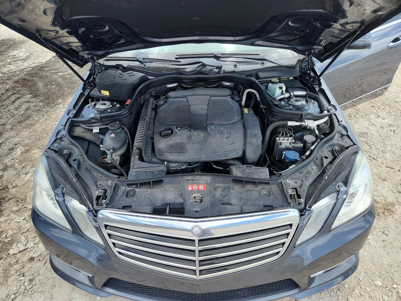 2013 MERCEDES-BENZ E-Class