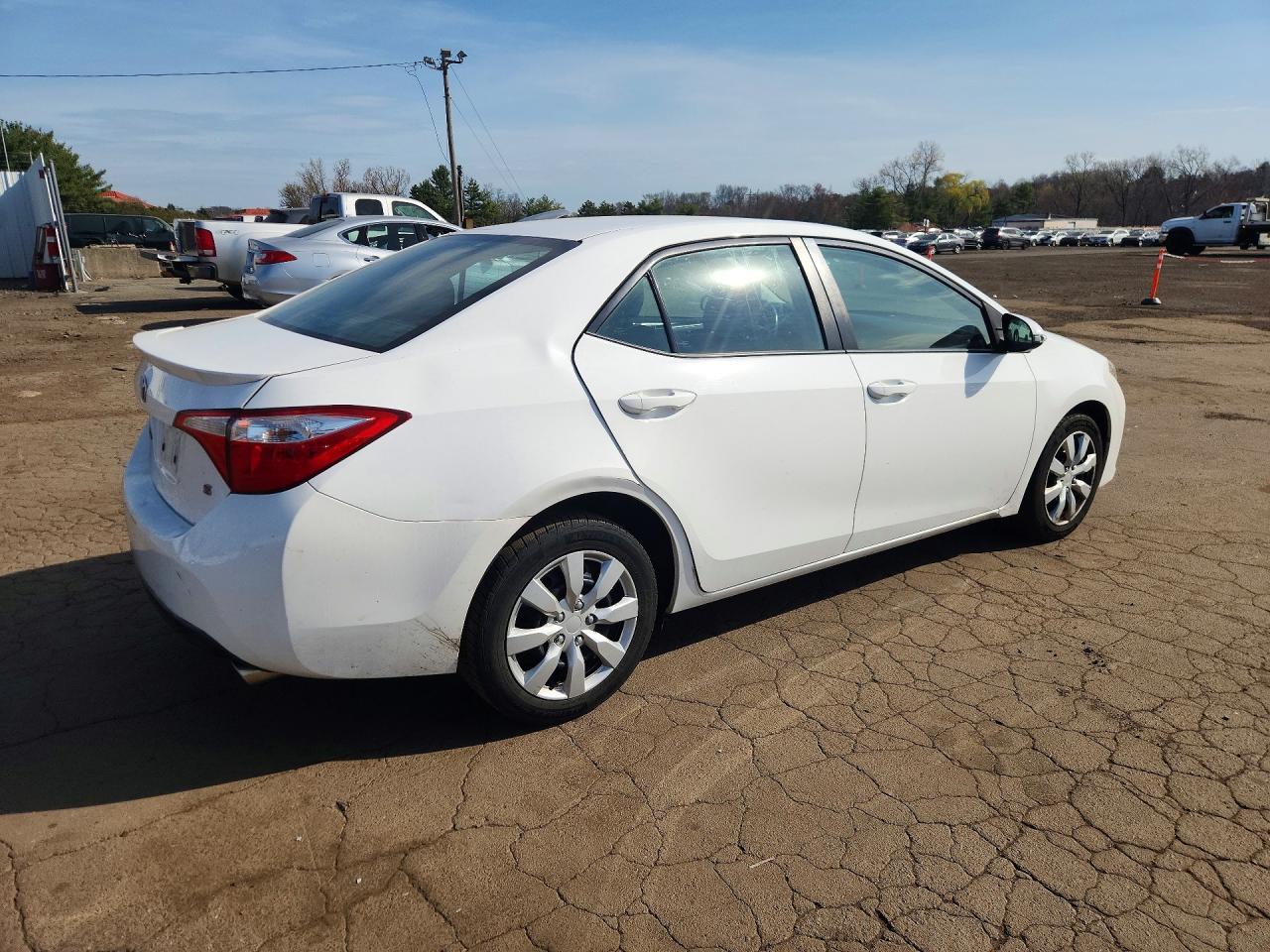 2015 TOYOTA COROLLA