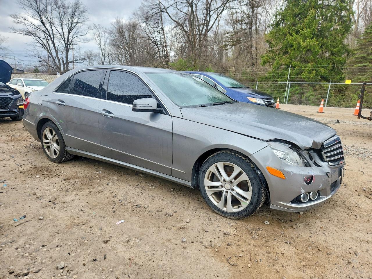 2010 MERCEDES-BENZ E-Class