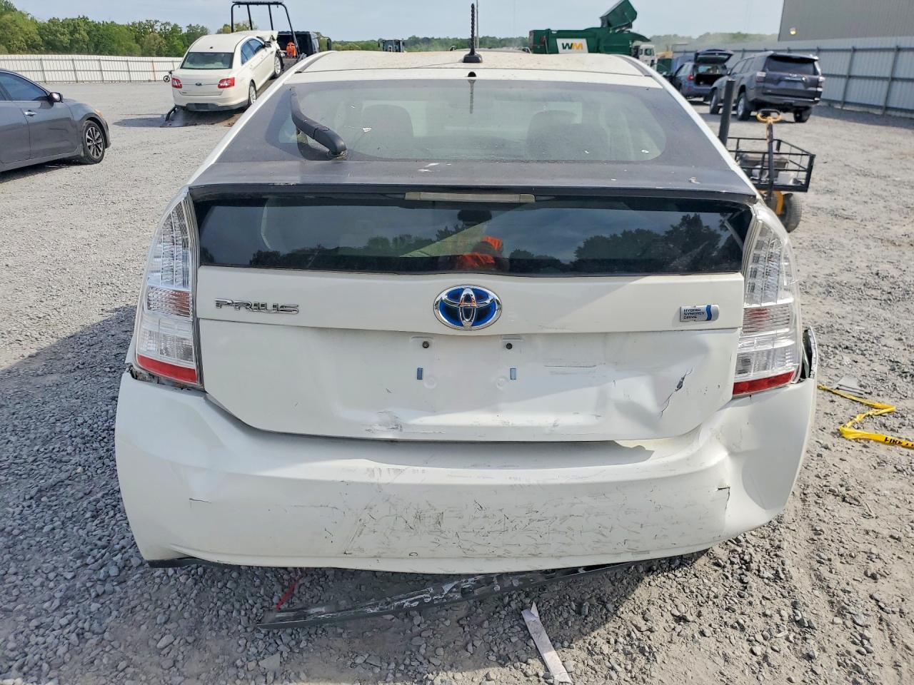 2011 TOYOTA PRIUS