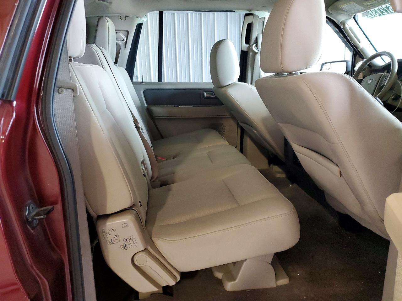 2012 FORD Expedition