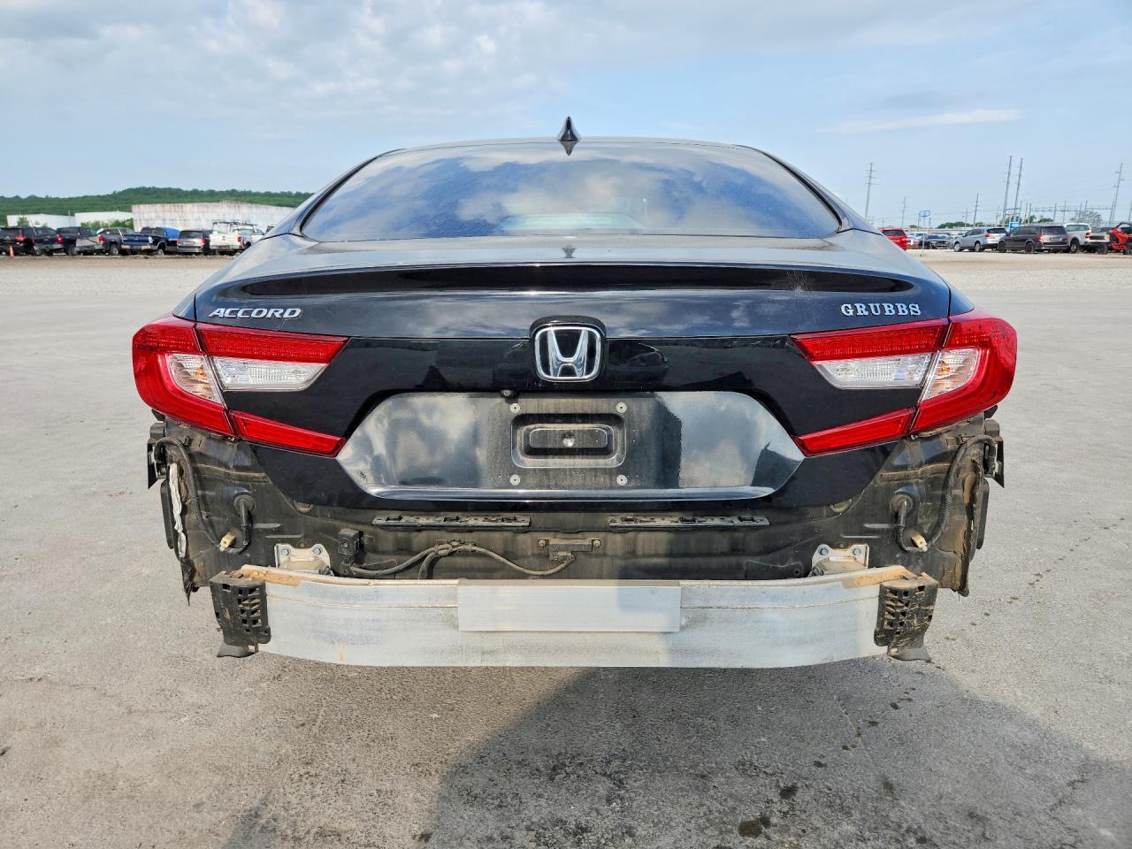 2018 HONDA ACCORD