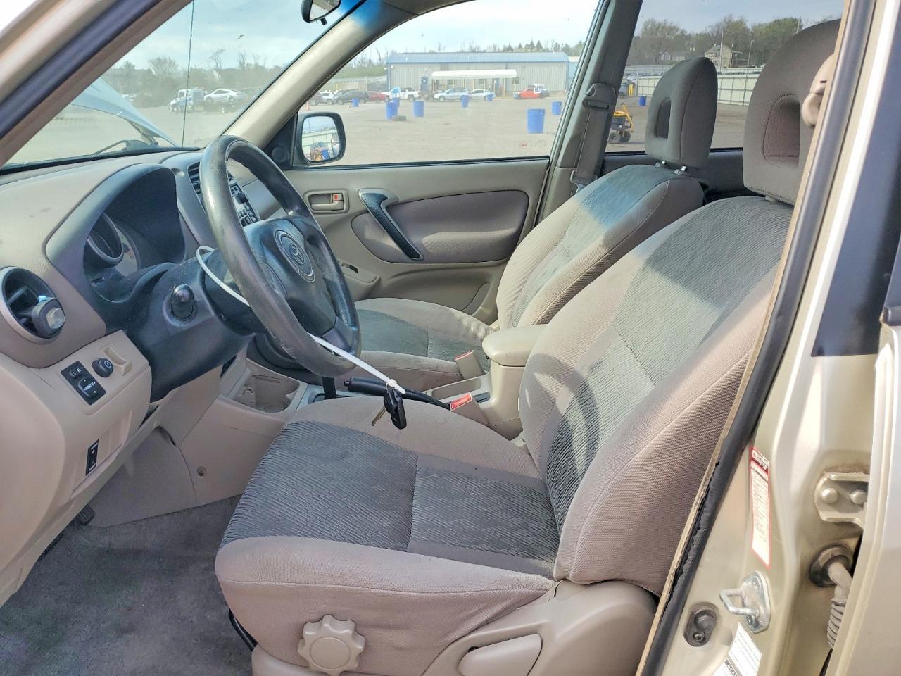 2002 TOYOTA RAV4