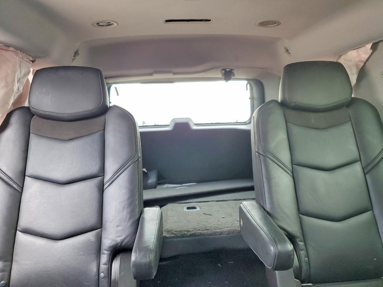2016 CADILLAC ESCALADE