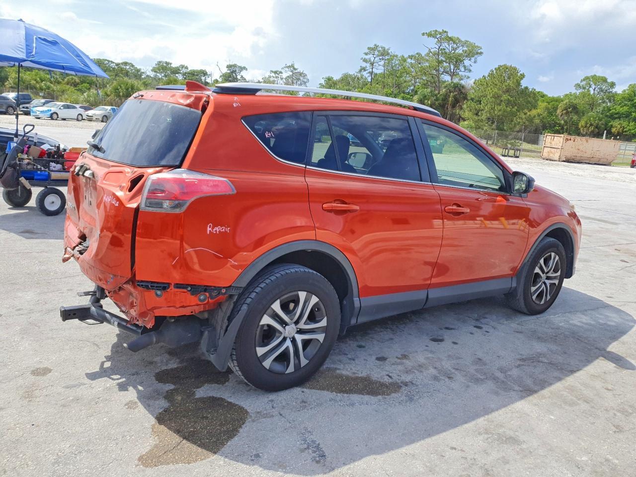 2016 TOYOTA RAV4