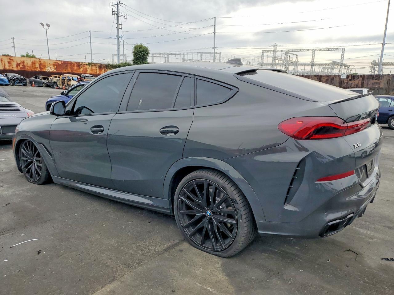 2021 BMW X6