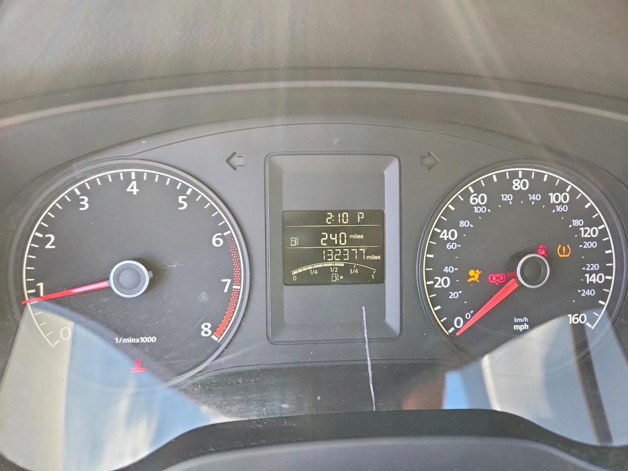 2014 VOLKSWAGEN JETTA