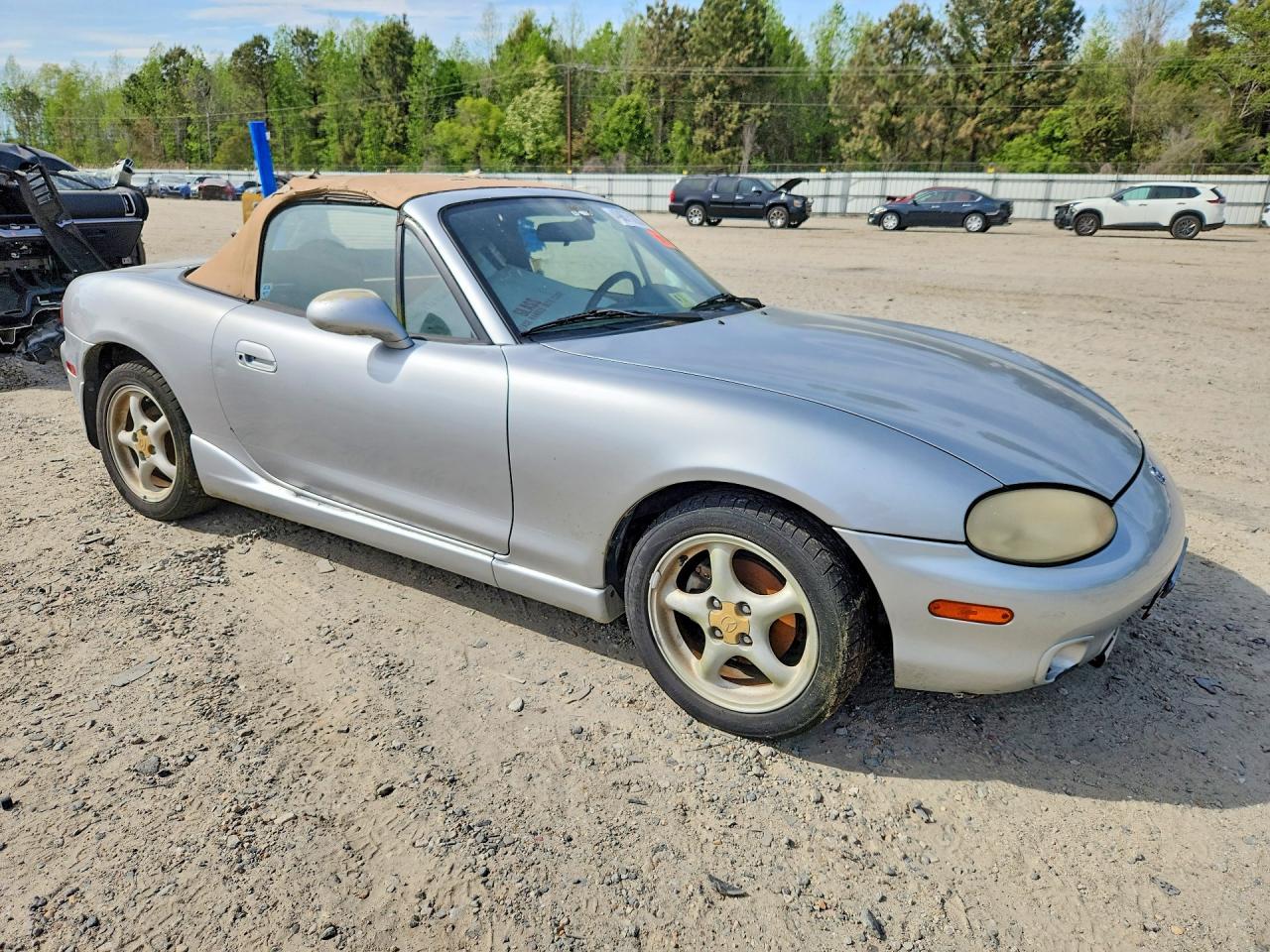 2000 MAZDA MX-5 Miata