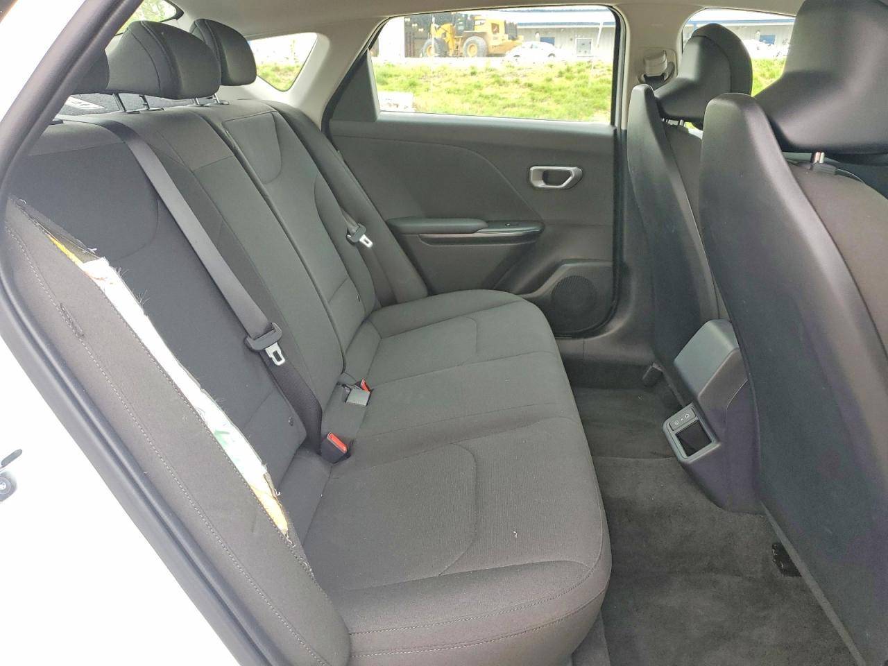 2026 KIA K4