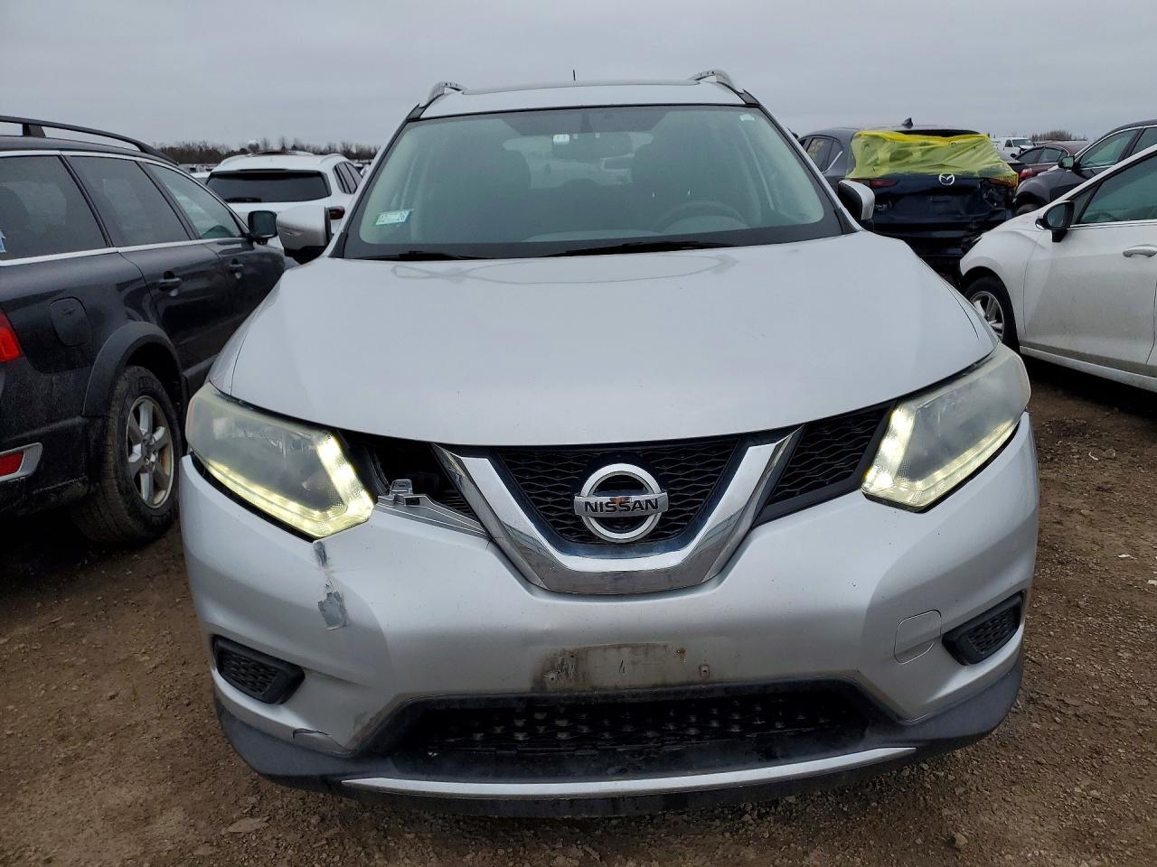 2015 NISSAN ROGUE