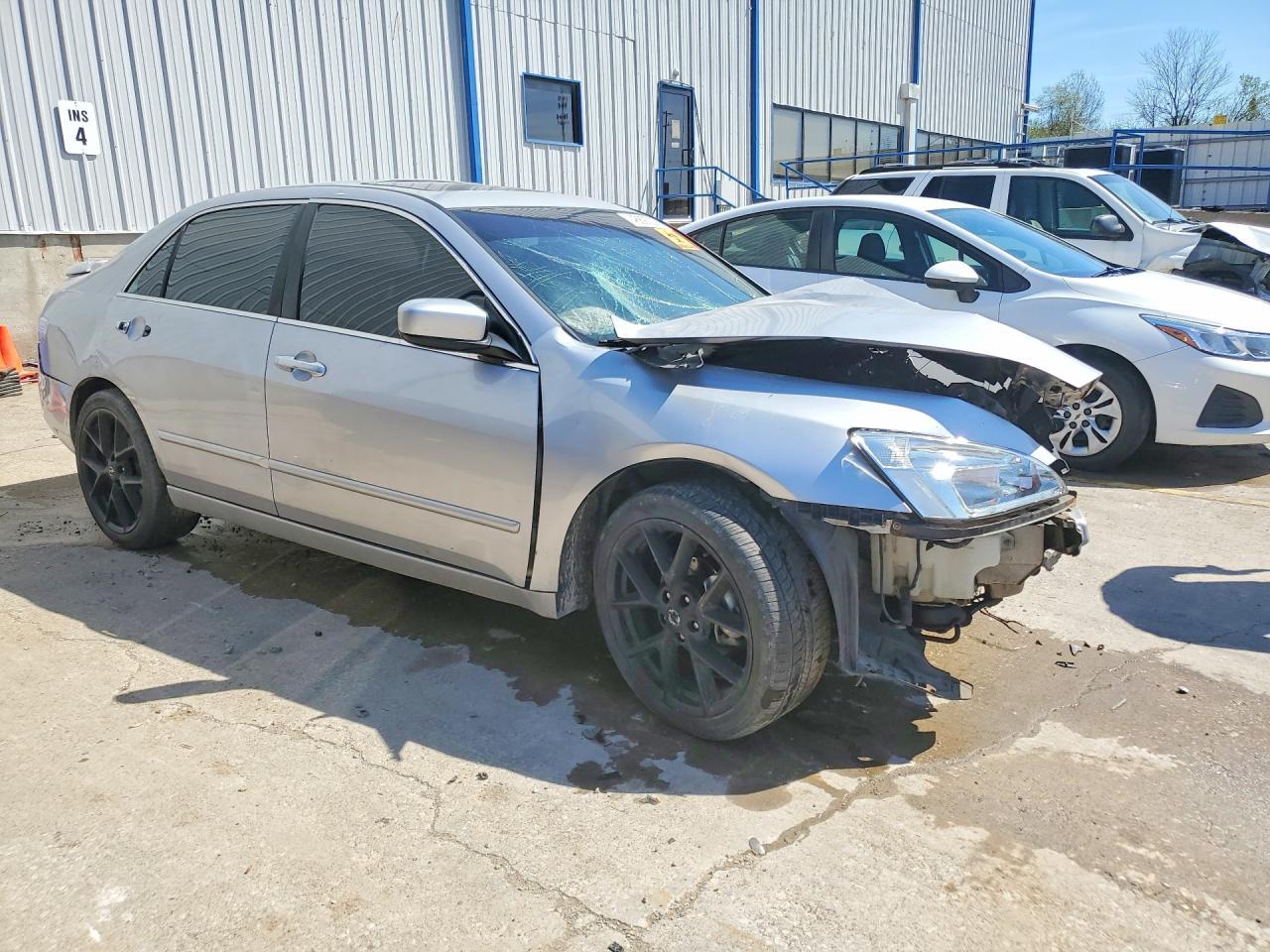 2004 HONDA ACCORD