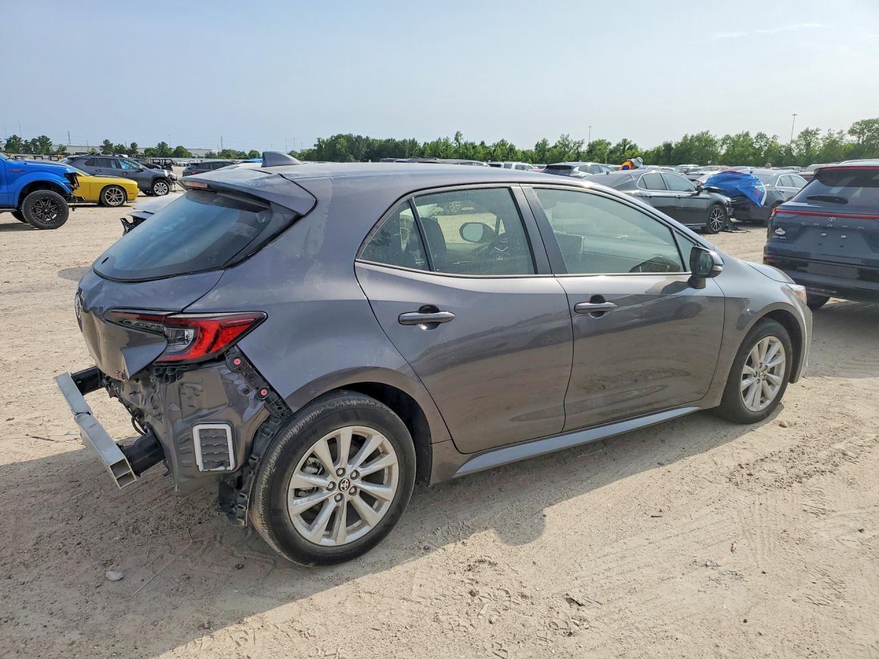 2025 TOYOTA COROLLA