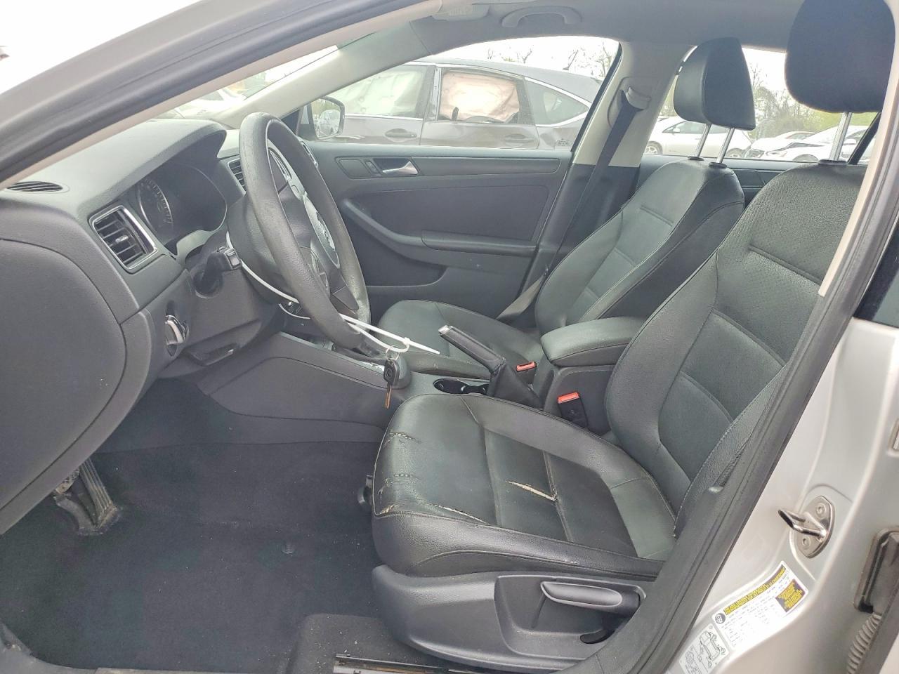 2012 VOLKSWAGEN JETTA