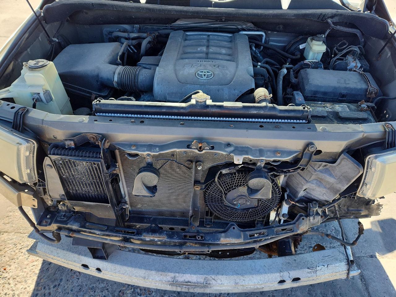 2008 TOYOTA Seqouia