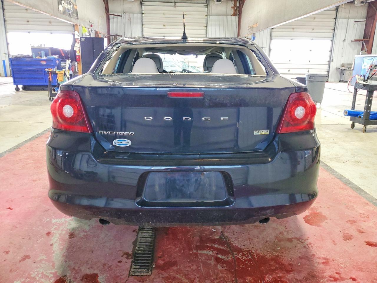 2012 DODGE Avenger