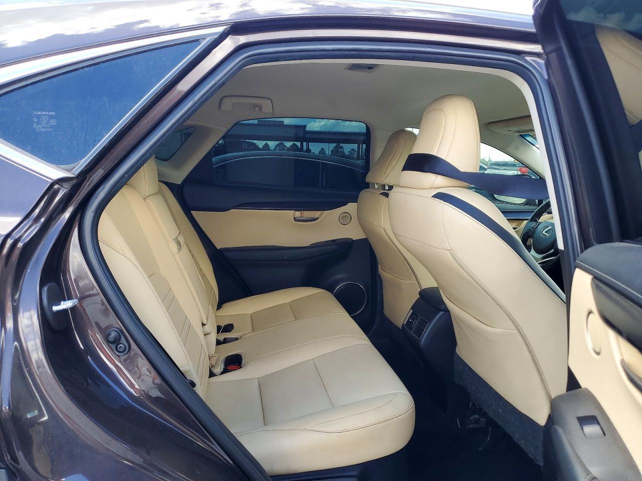 2015 LEXUS NX 200T