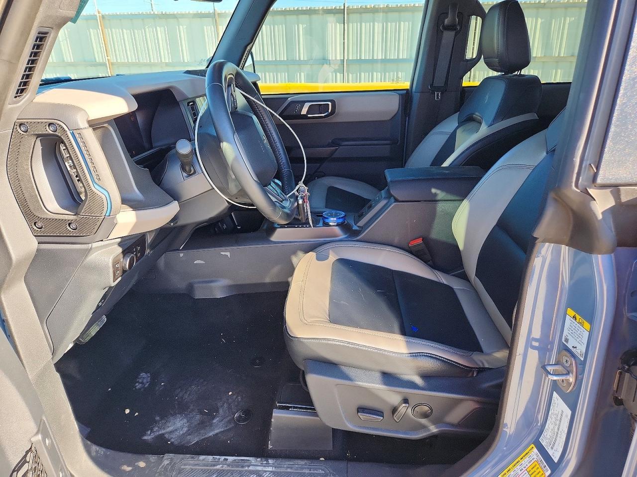 2024 FORD Bronco