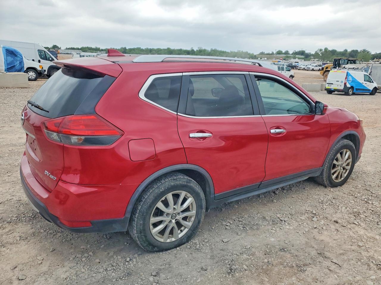 2017 NISSAN ROGUE