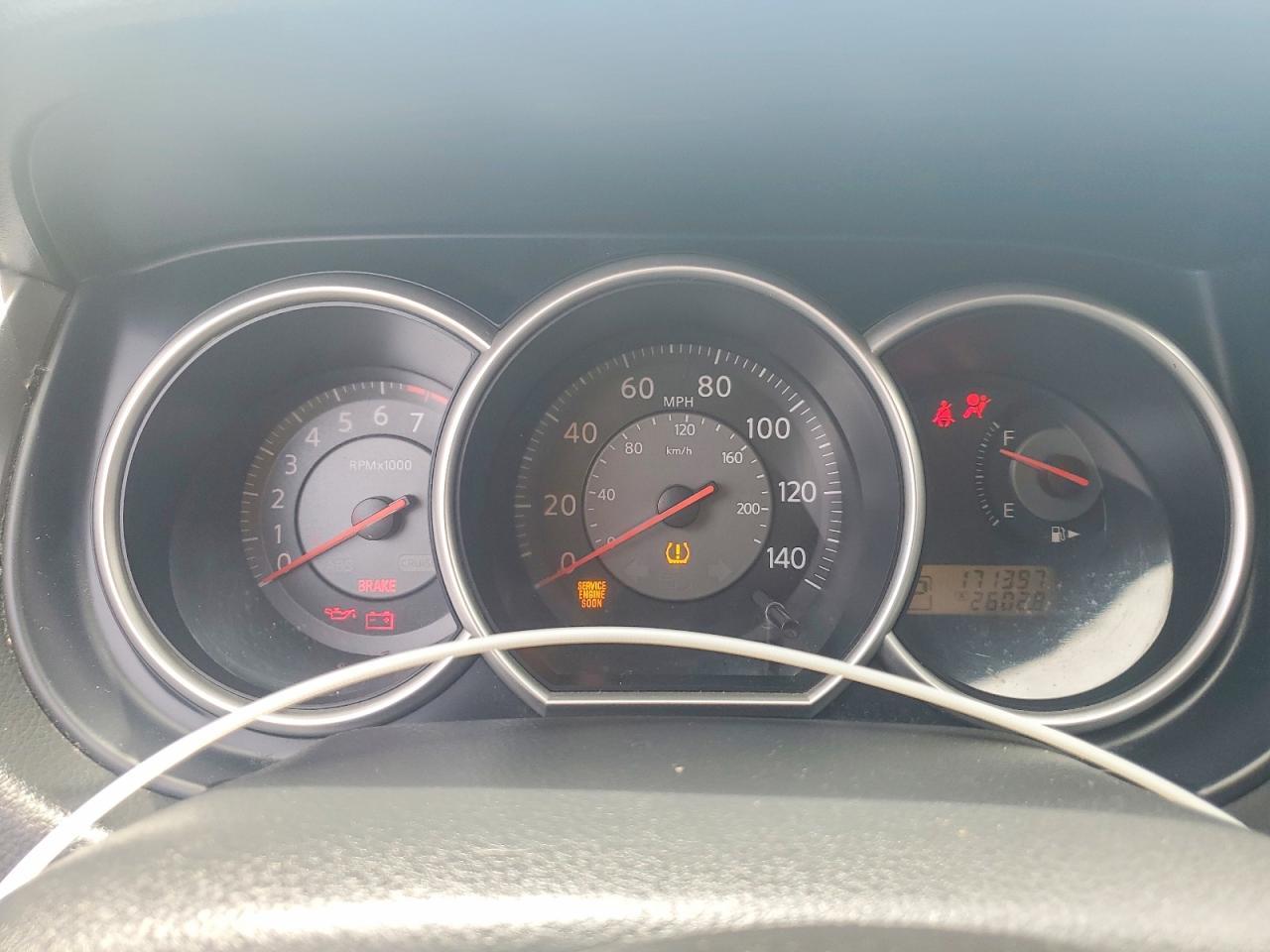 2009 NISSAN VERSA
