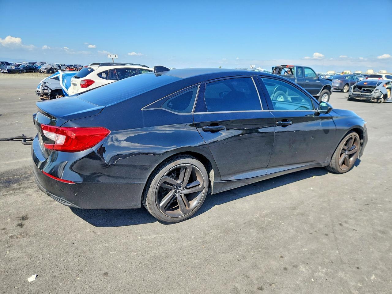 2018 HONDA ACCORD