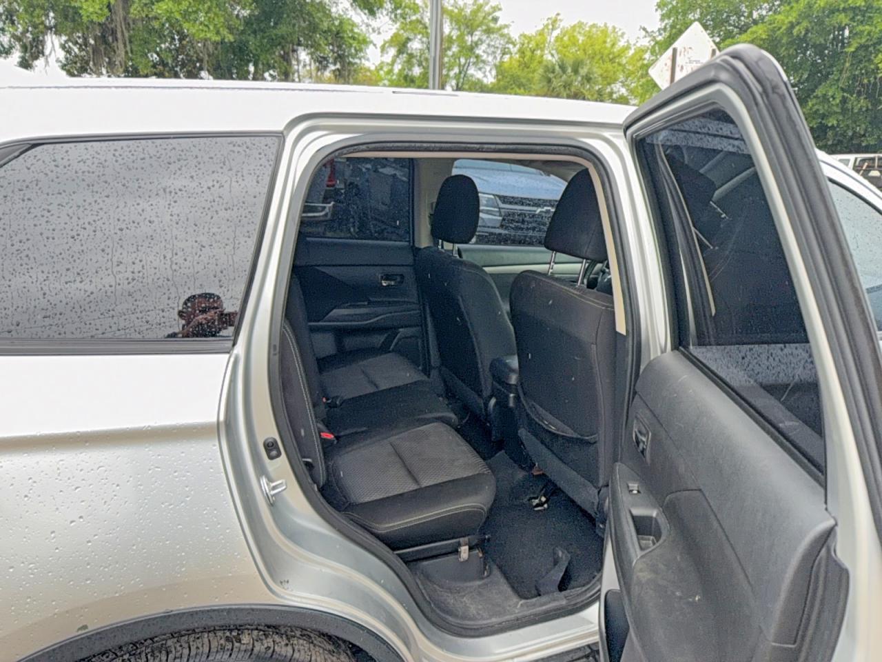 2018 MITSUBISHI outlander